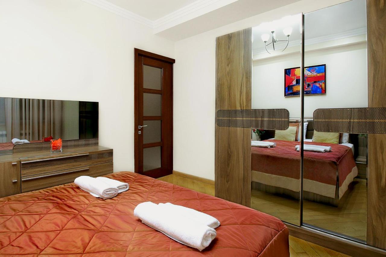3 Bedroom Apartment Near Republic Square Yerevan Luaran gambar