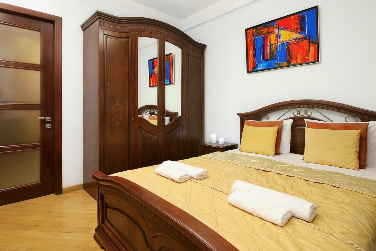 3 Bedroom Apartment Near Republic Square Yerevan Luaran gambar