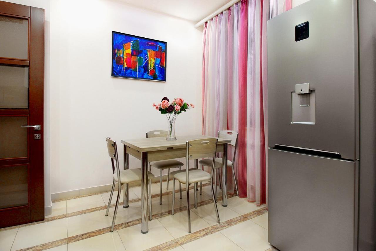 3 Bedroom Apartment Near Republic Square Yerevan Luaran gambar